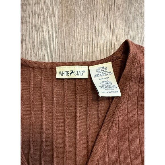 White Stag Top - Picture 2 of 5